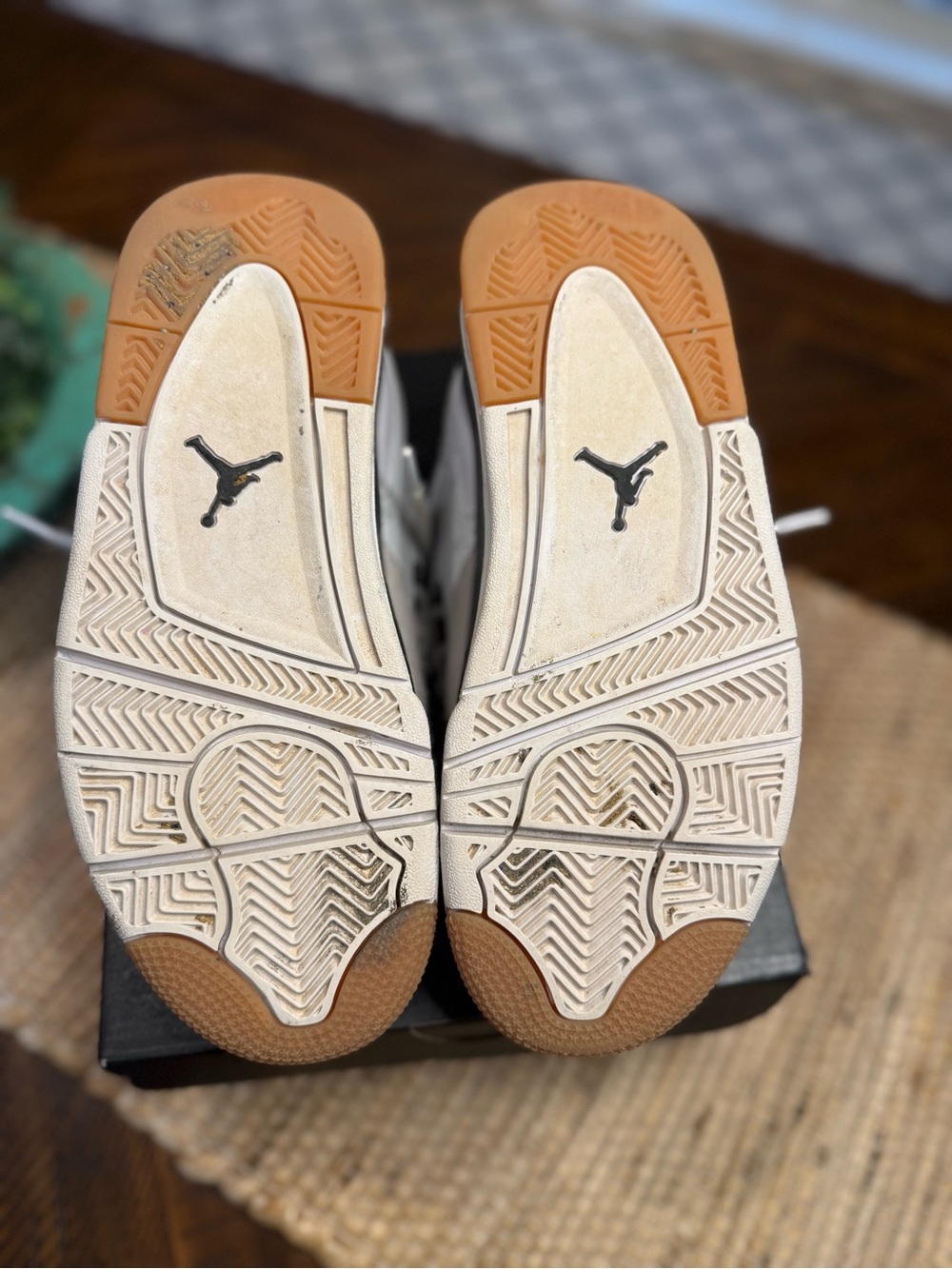 Nike Air Jordan 4 Boy’s White & Black Low-Top Sneakers - Picture 8 of 10